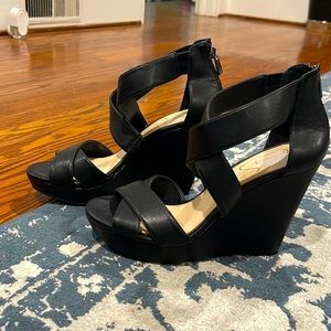 Jessica Simpson Black Wedges size 8.5 NWOT
